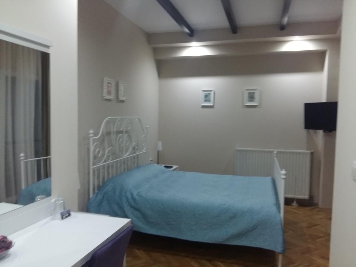 Plaisir Apartment *
